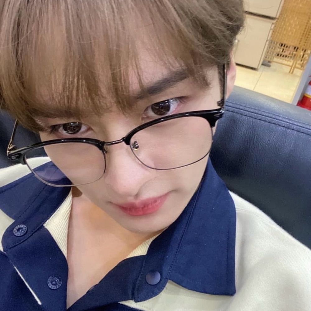 먕