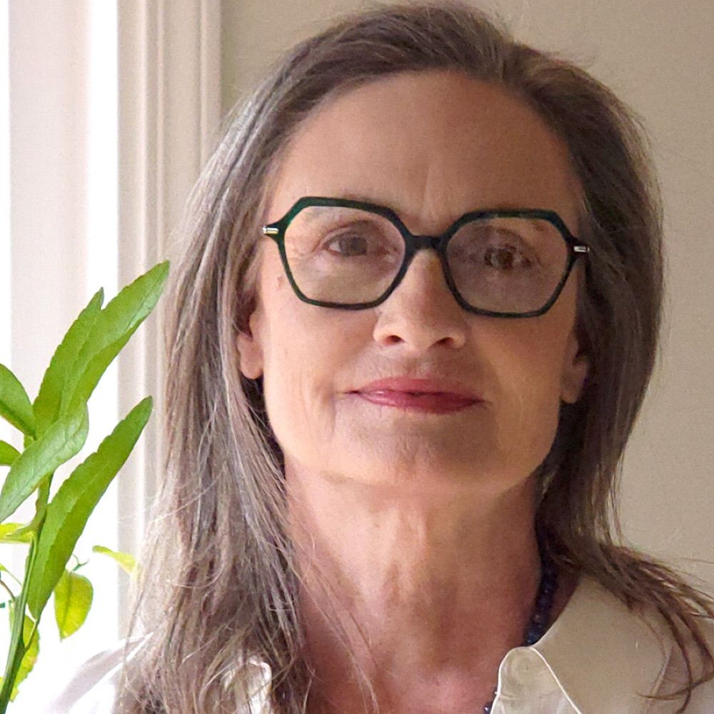 Martha Cinader