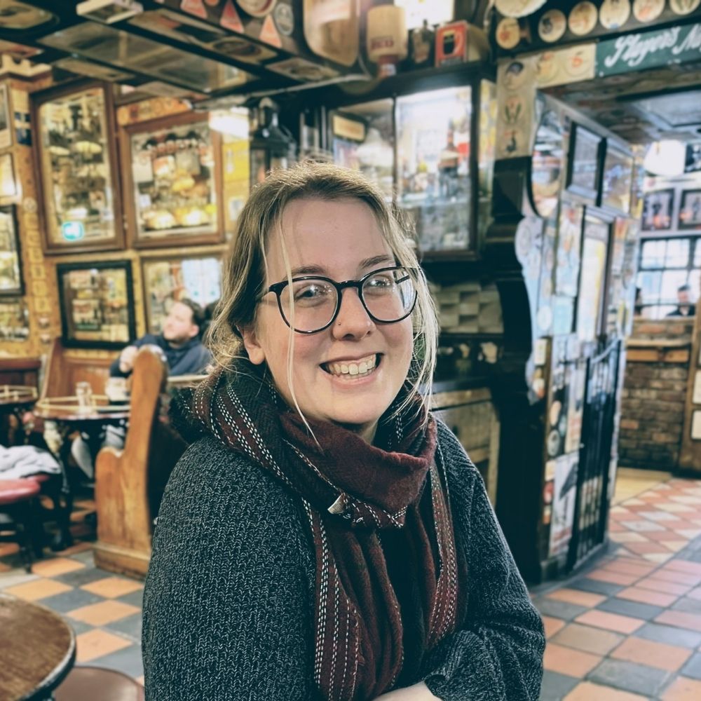 Mykalin Jones/Mícheáilín Nic Sheoin
