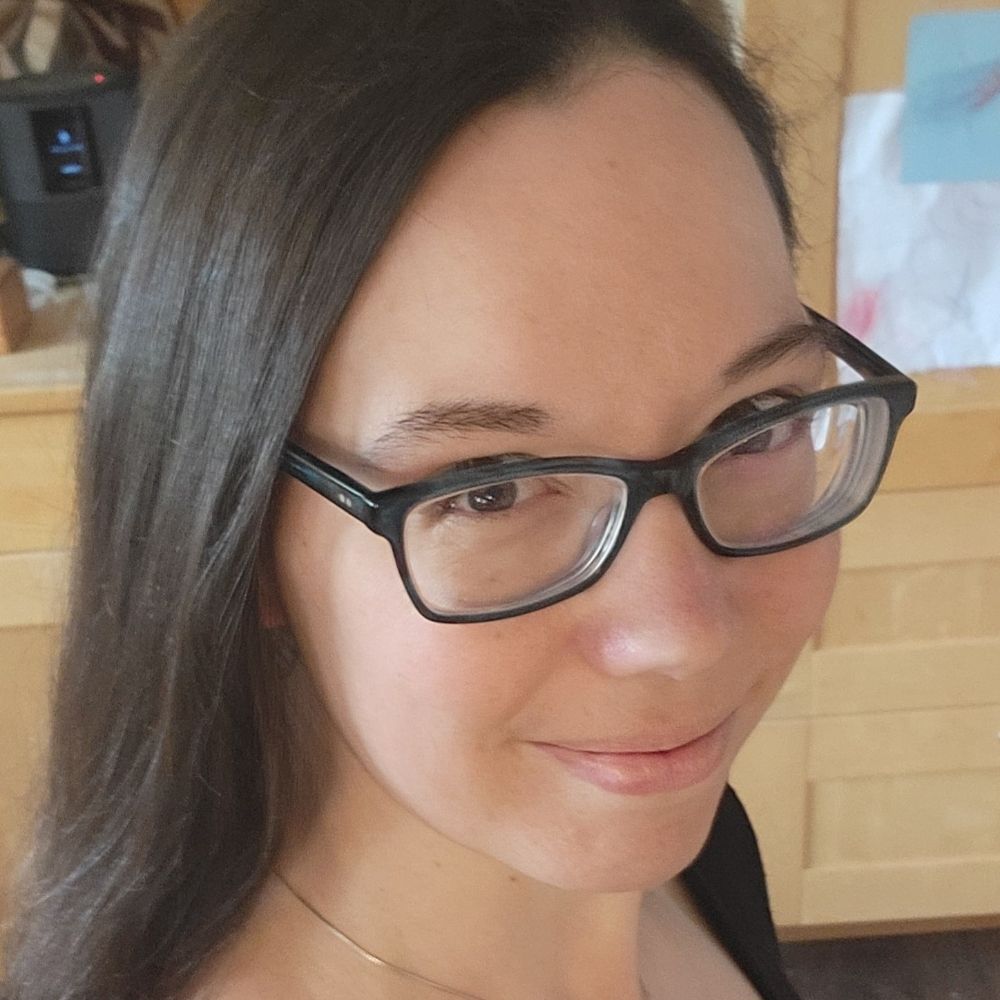 Krista Walsh, Fantasy Author 🍁