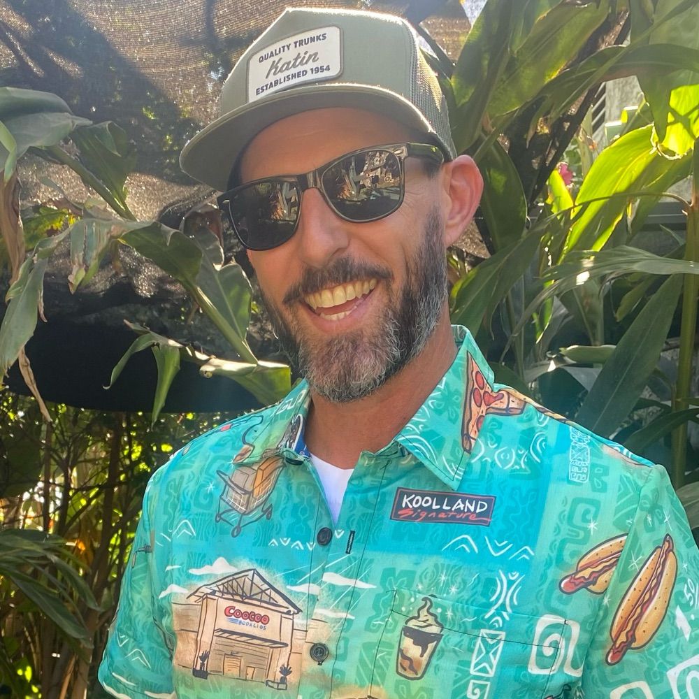 Tiki tOny
