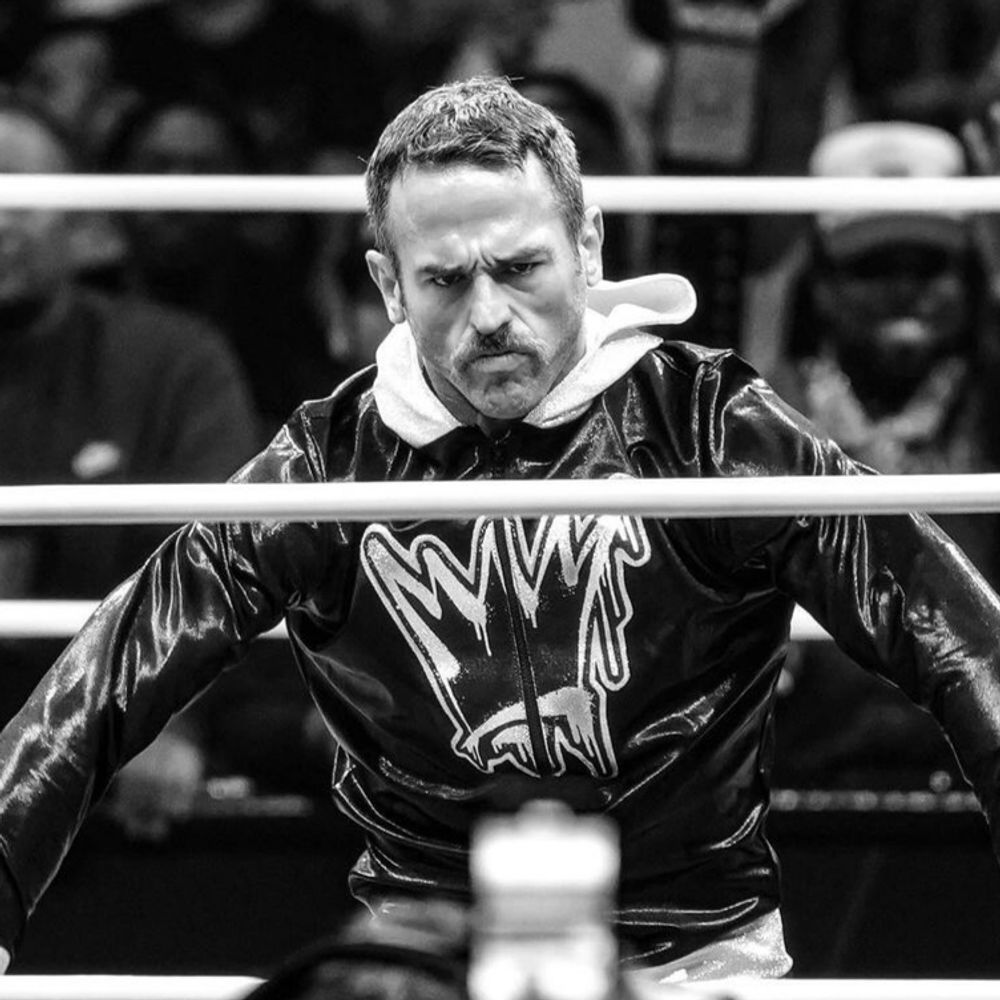 hourly Roderick Strong