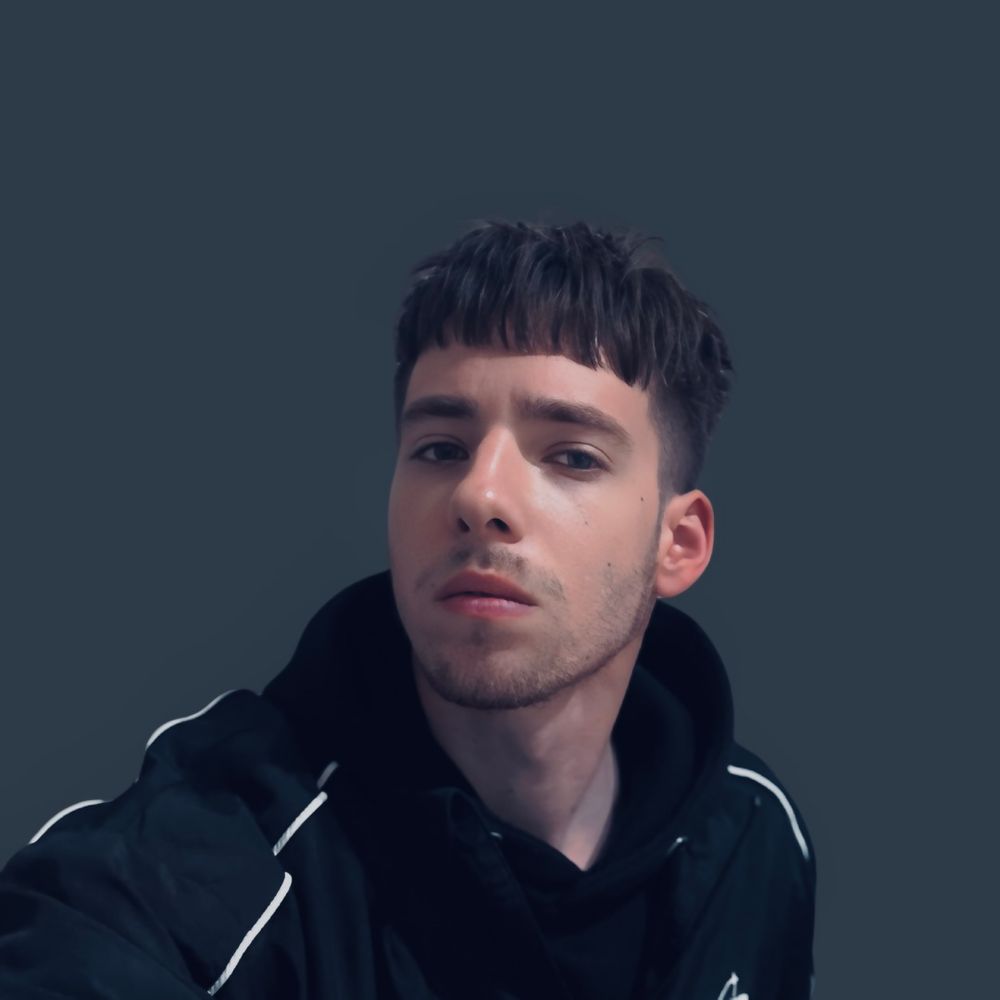DOMINIK