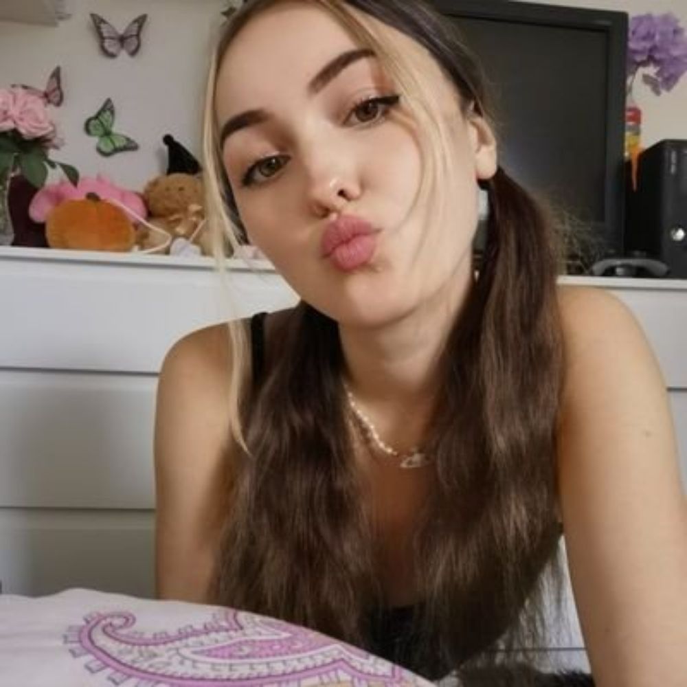 Isabel ♡