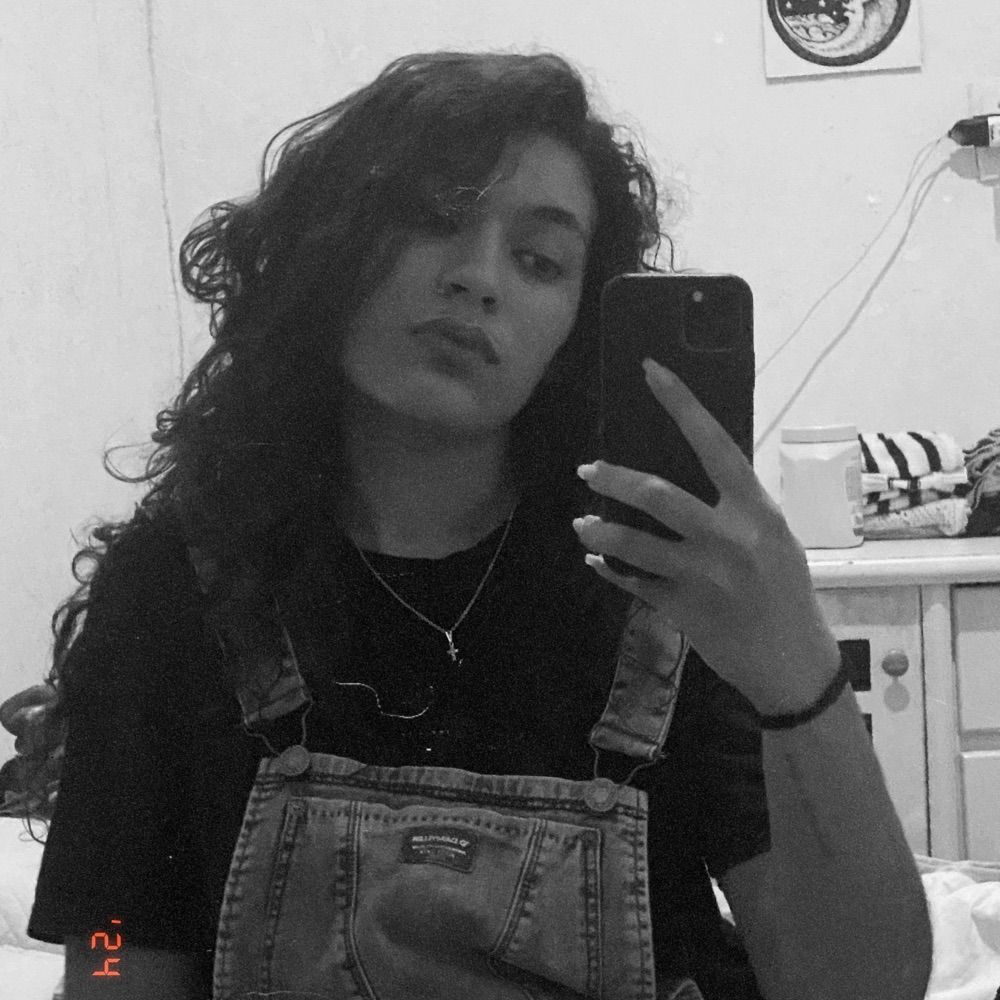 ☝🏼🥸 alicia