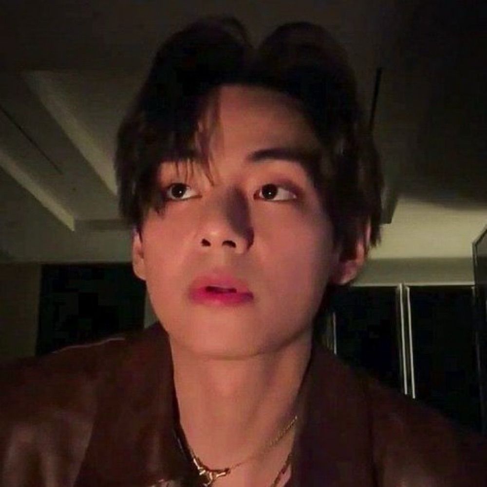 enni⁷ 𝙞𝙨 𝙝𝙖𝙥𝙥𝙮
