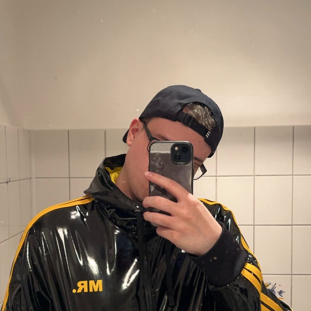 Sneaxboy99