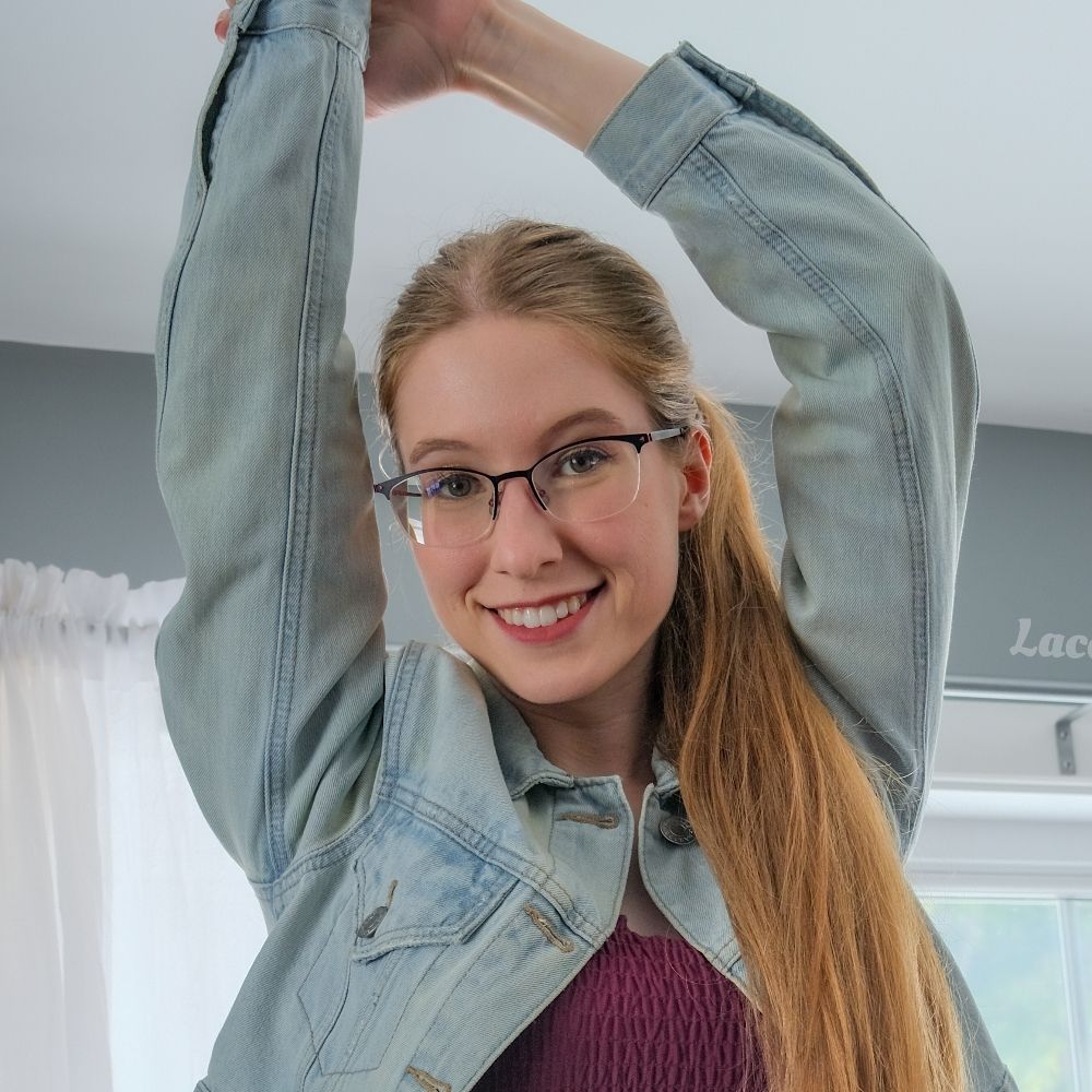Lacey Bloom