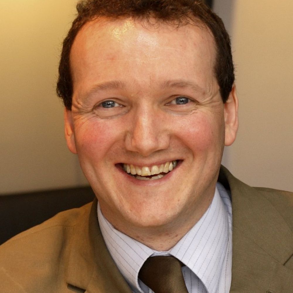 Dr Malcolm Murray