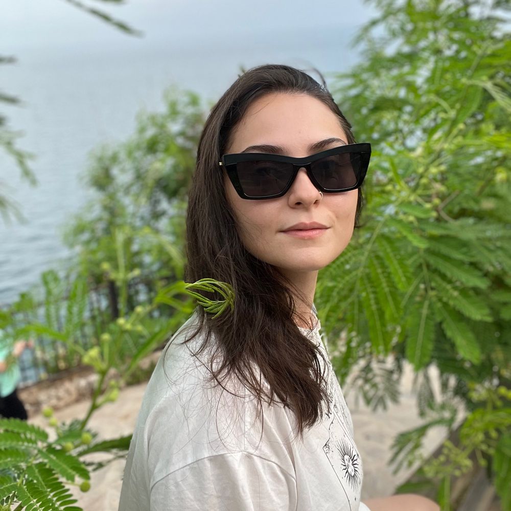 Ece Kurşun