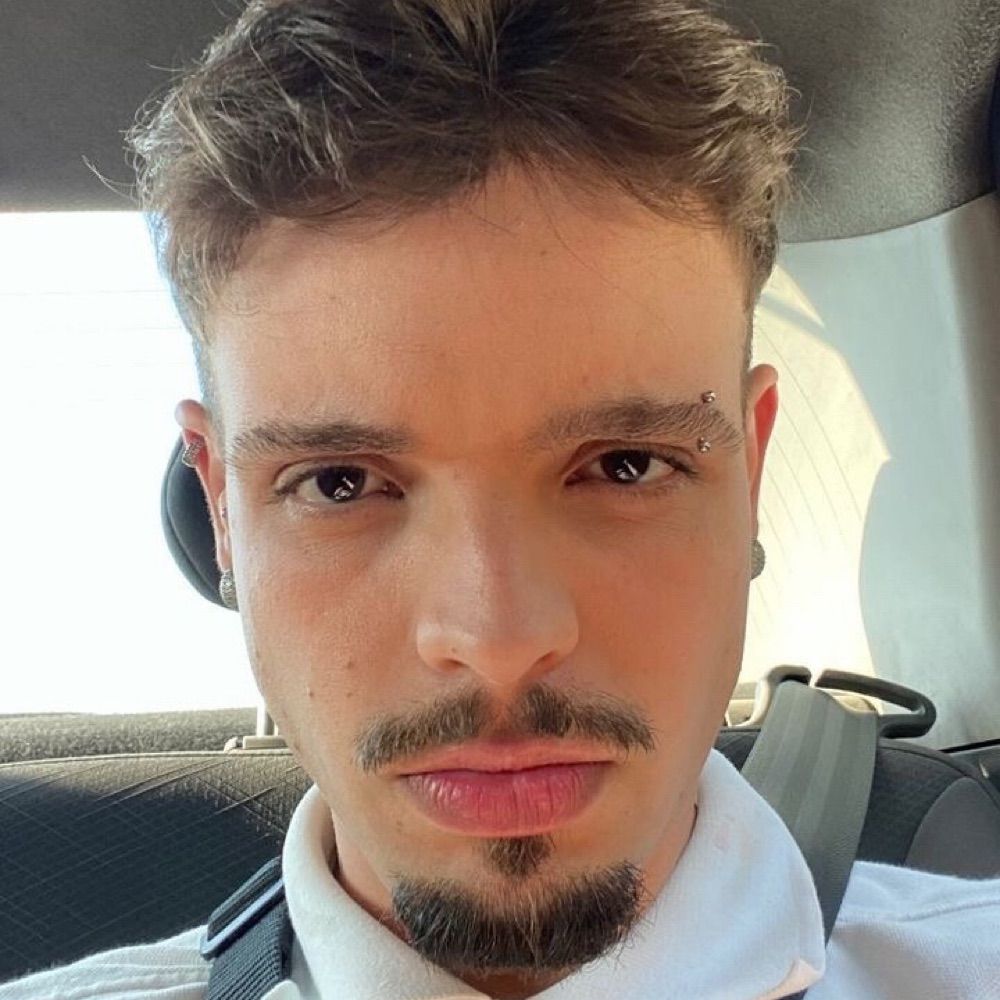 Junior