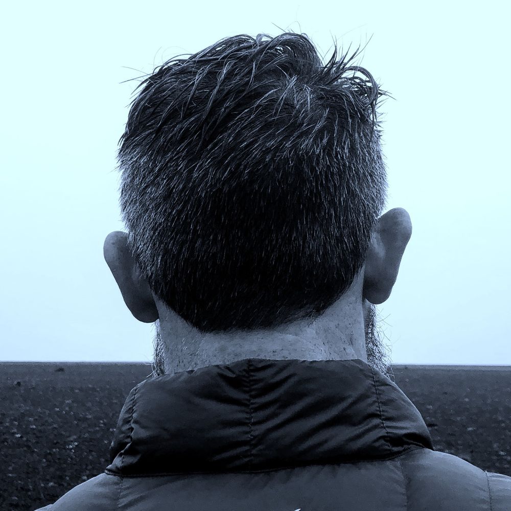 ebenezerlipschitz.bsky.social profile picture