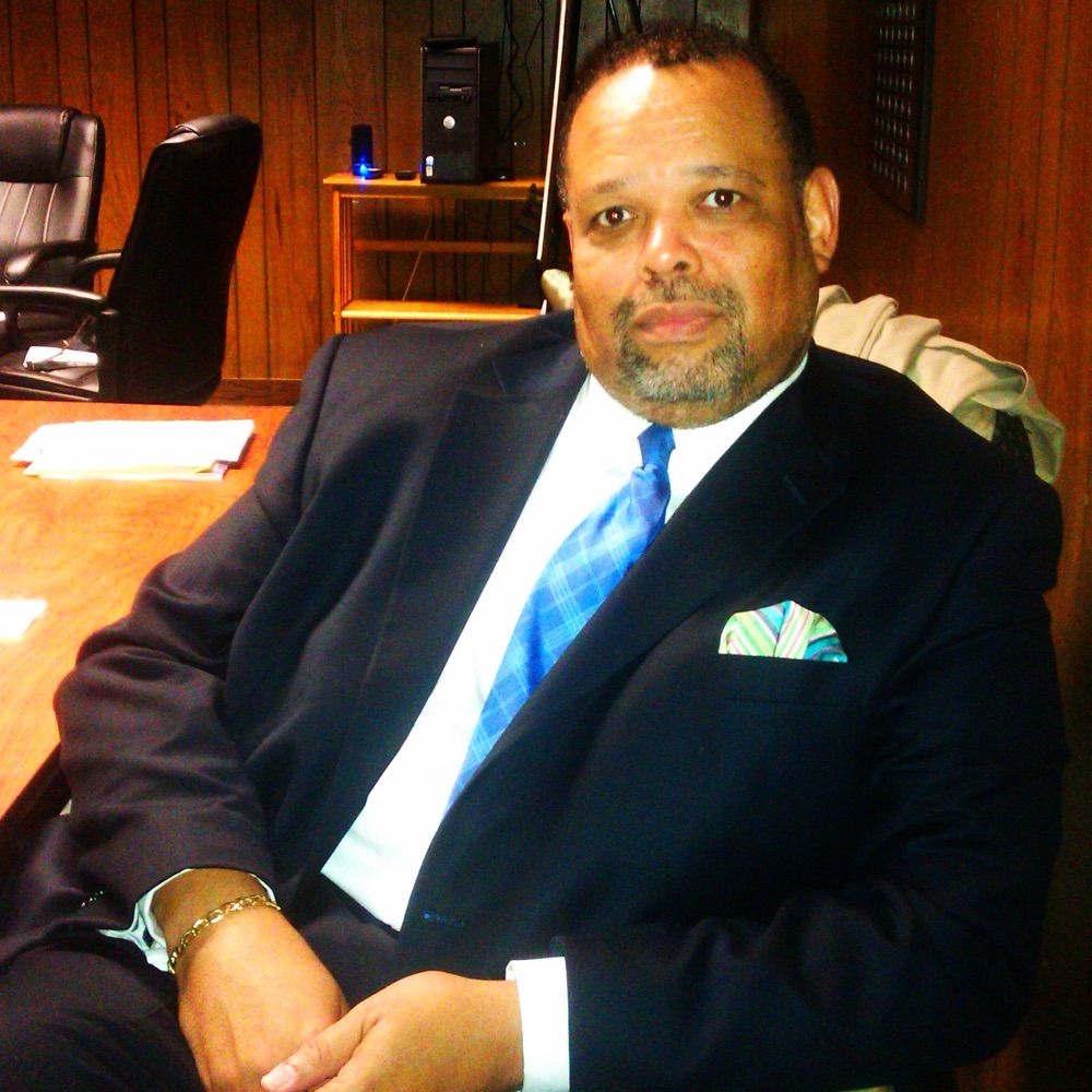 LeRoy D Barron Sr