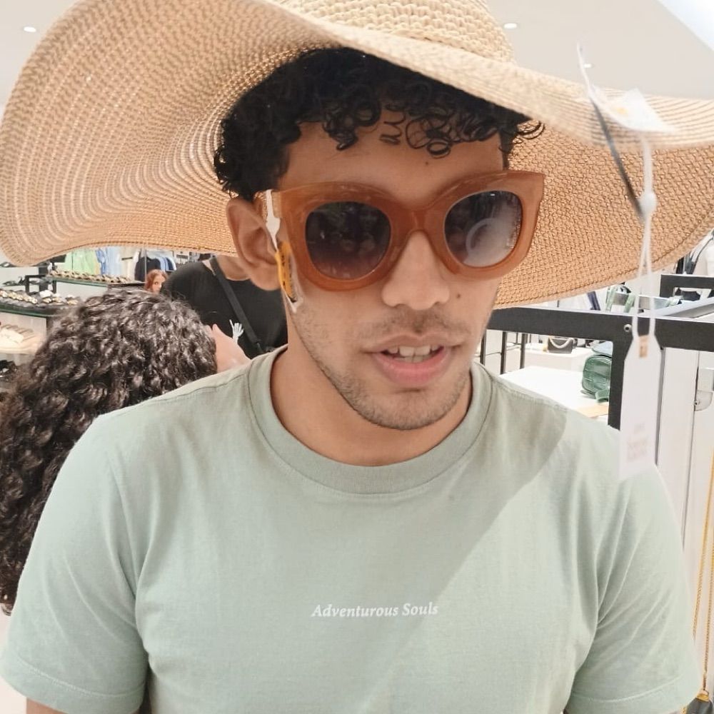 Dayvis 