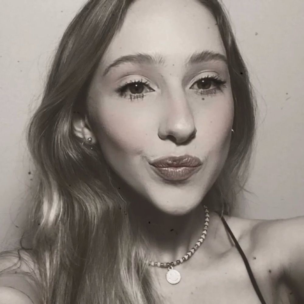 sophie 📖