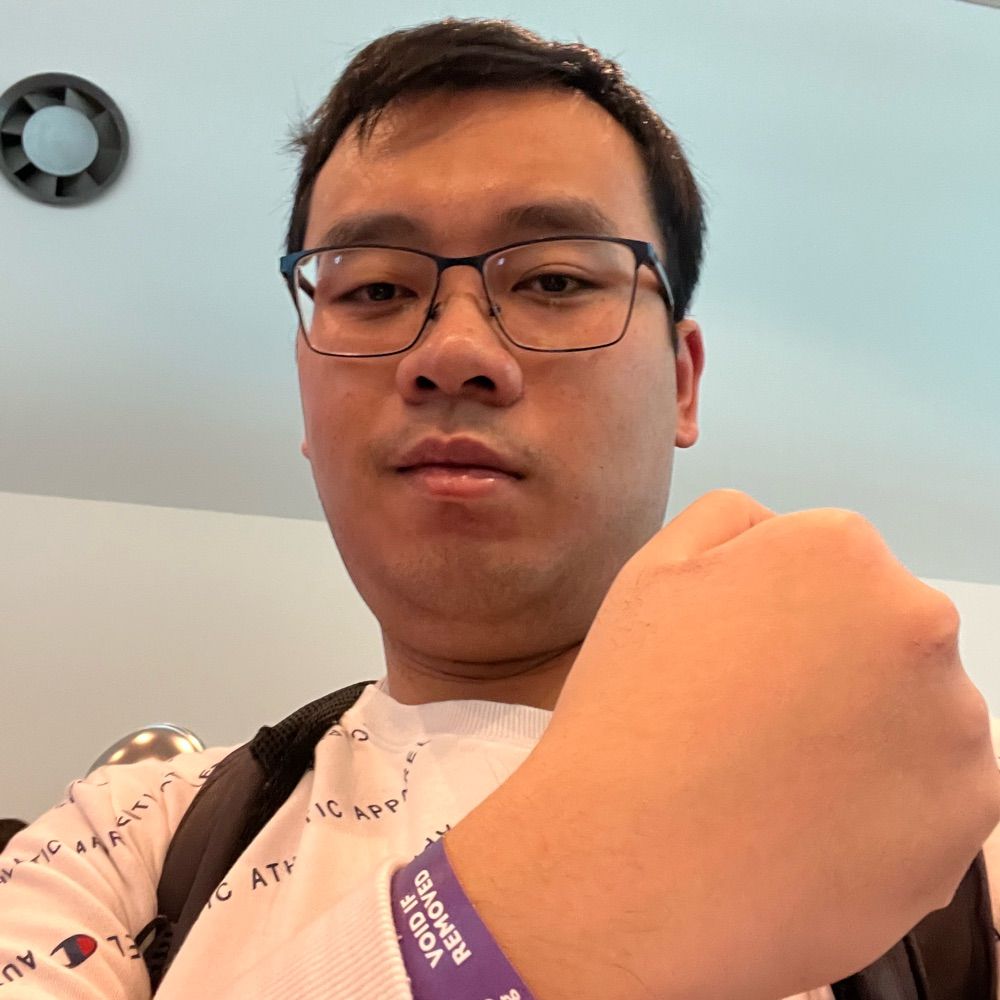 Paul Tran 