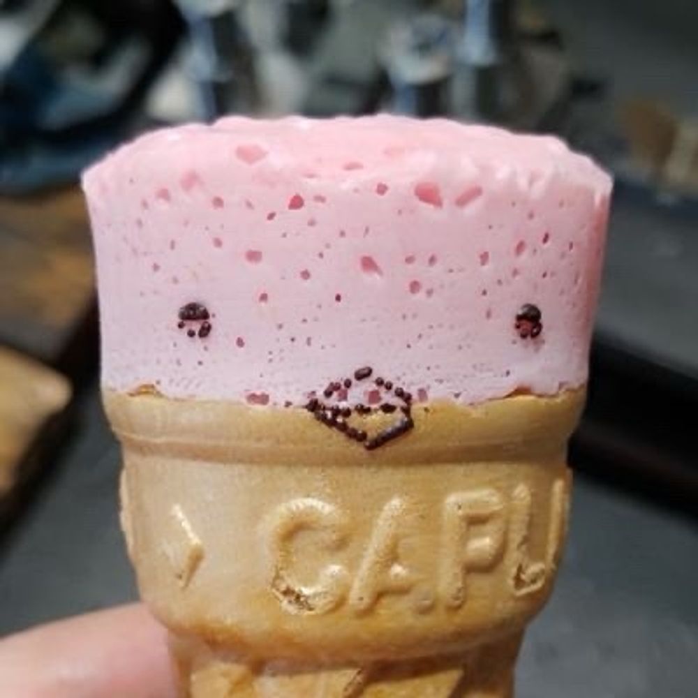 マコト