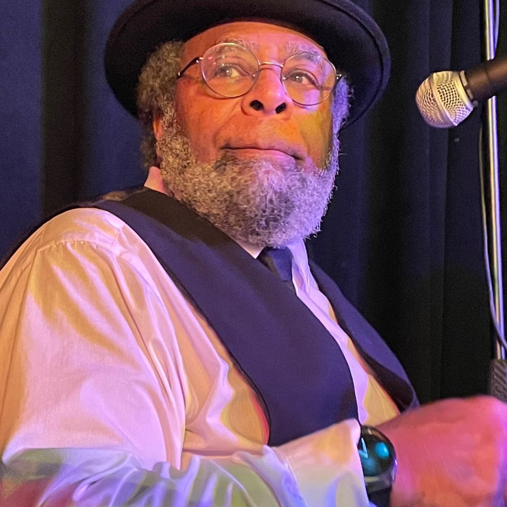 Darrell L Echols Sr