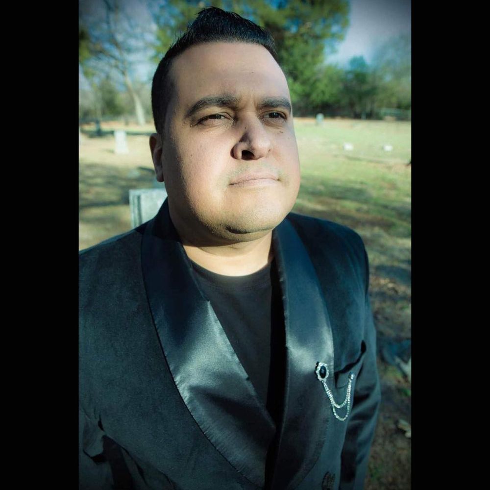 Elias Serrano (DJ_TRPL__E)
