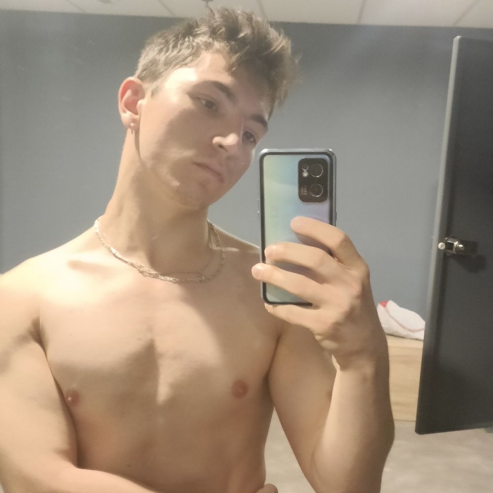 Lion_On_Pole