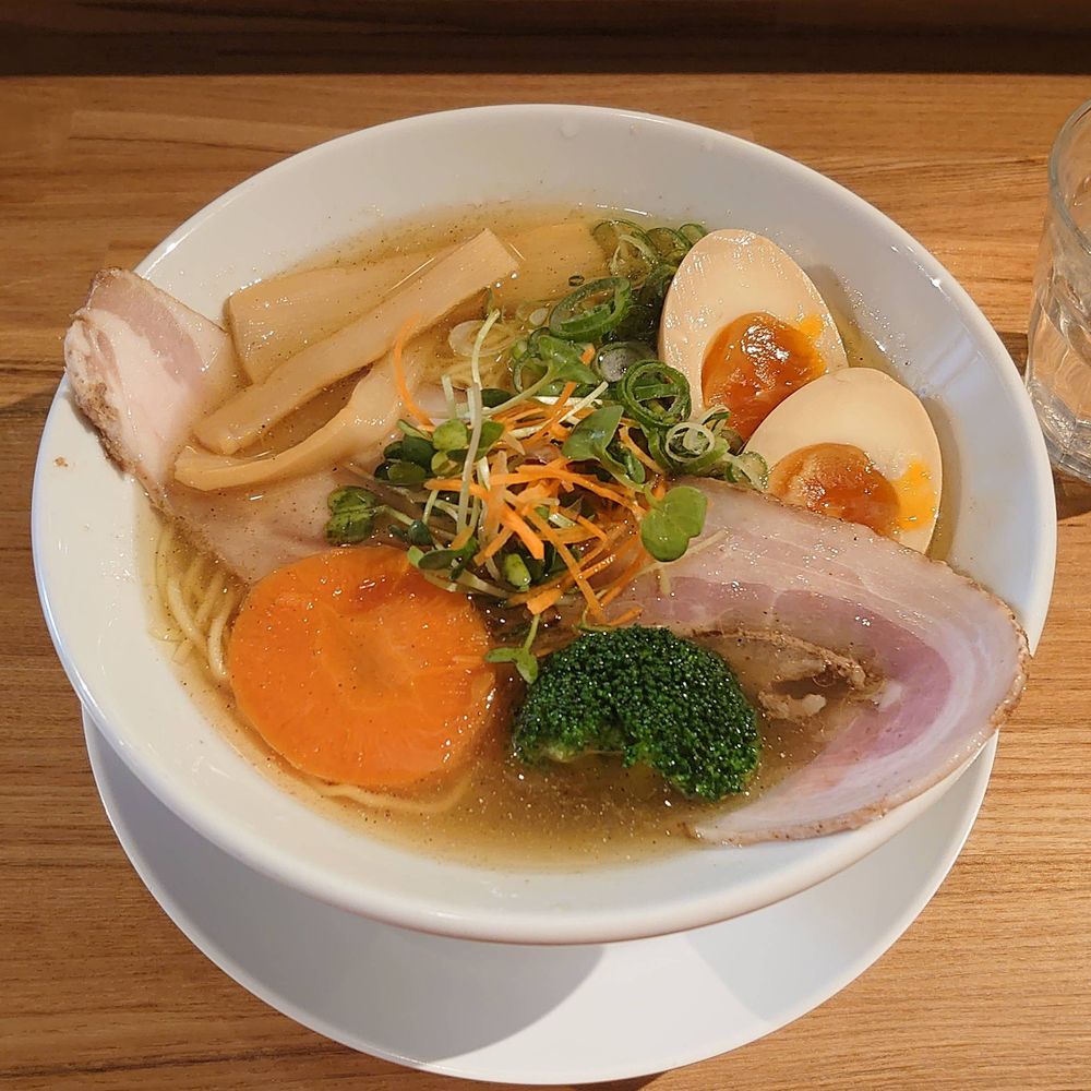 けい