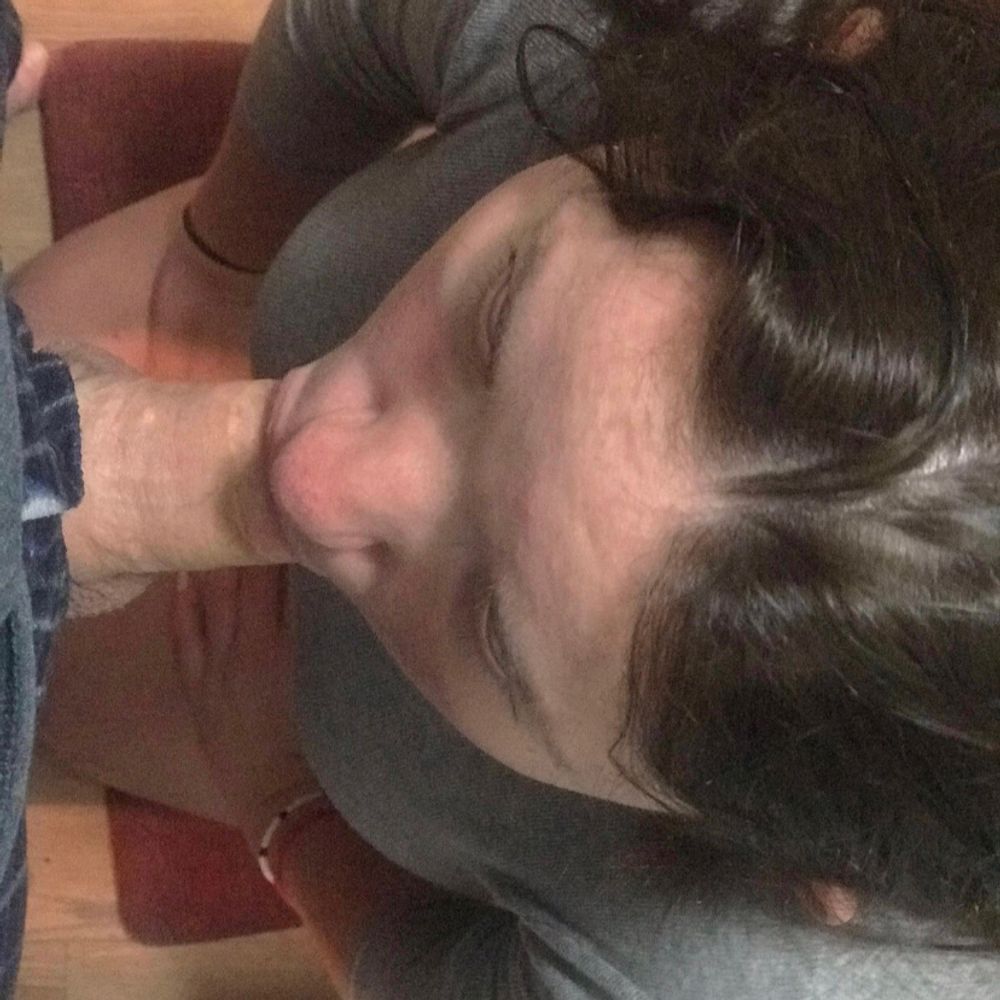 Jess, just a bored gf trying to having fun with my bf on here 🤷‍♂️🤔