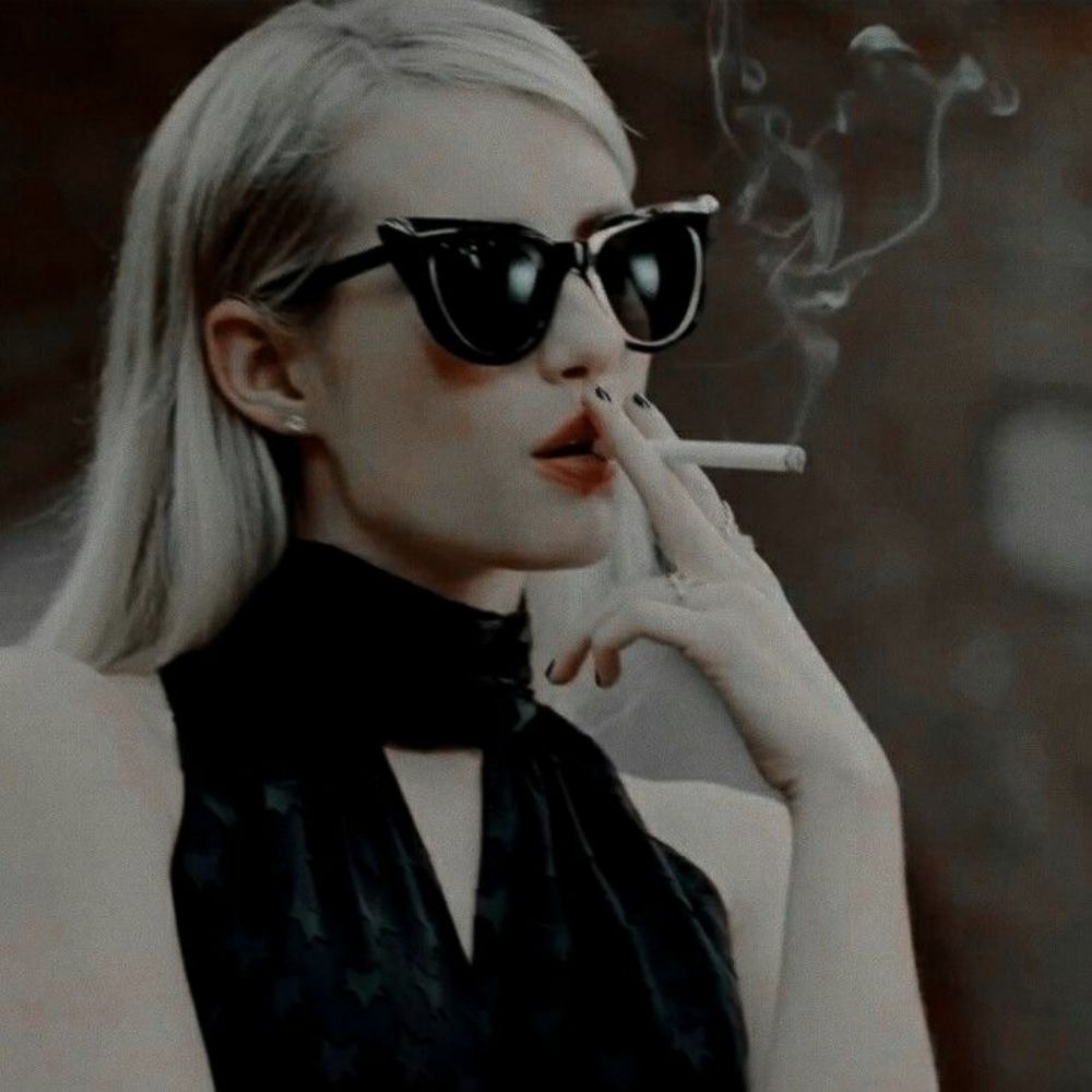 ✘ 𝕄𝕠𝕞𝕠 ✘