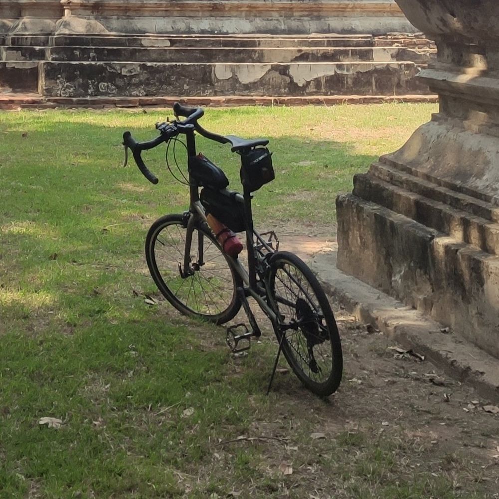 Bangkok Near Miss Fietster