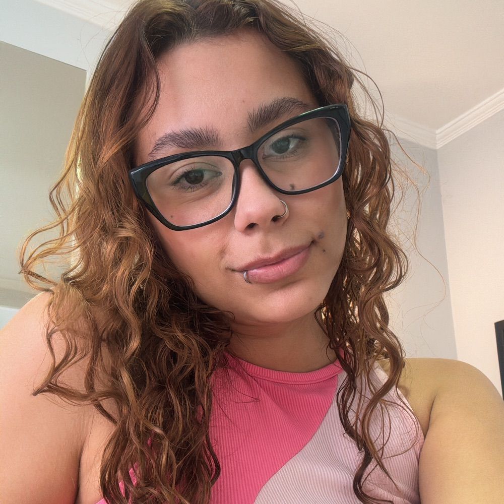 Ana Júlia Oliveira 