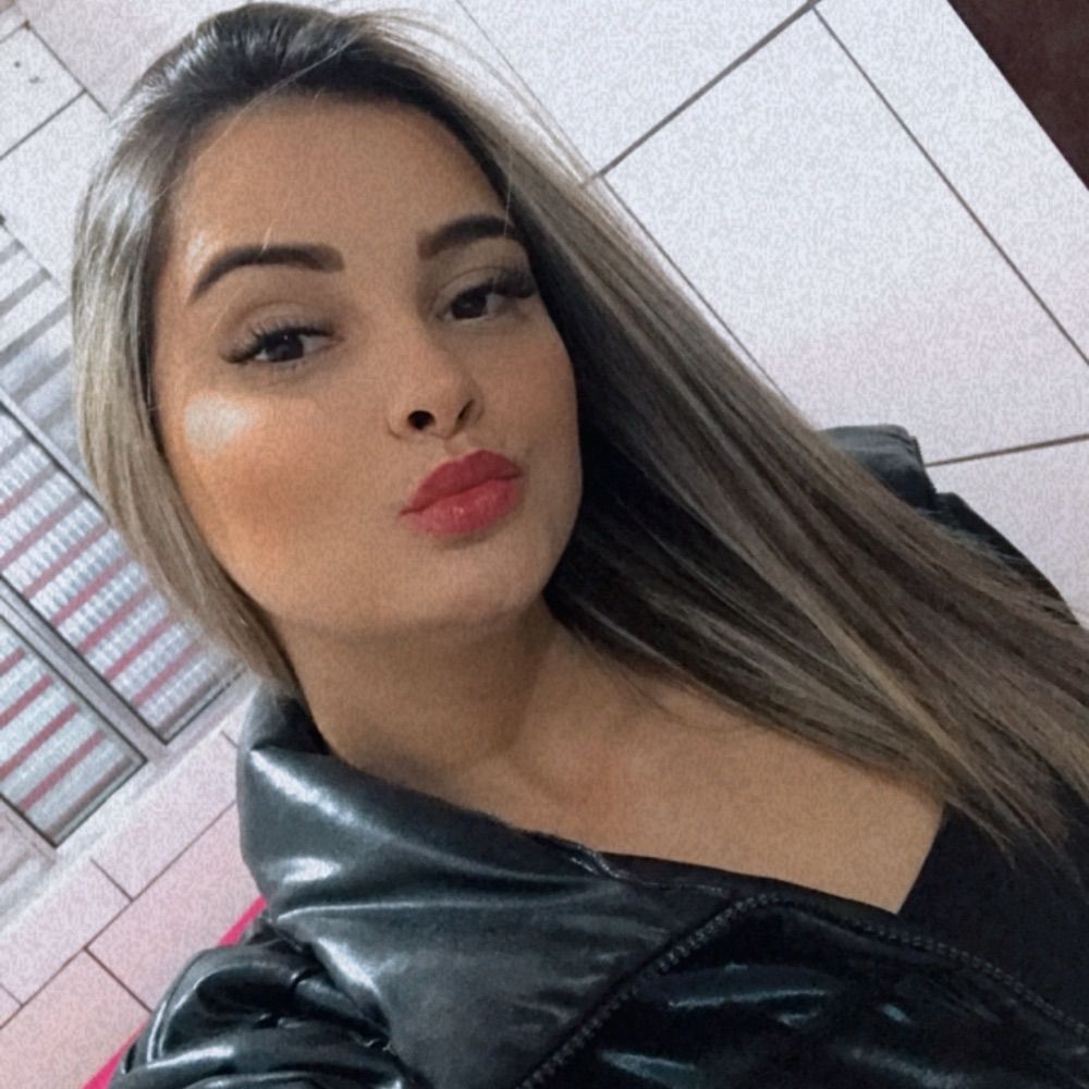 Júlia Leotti