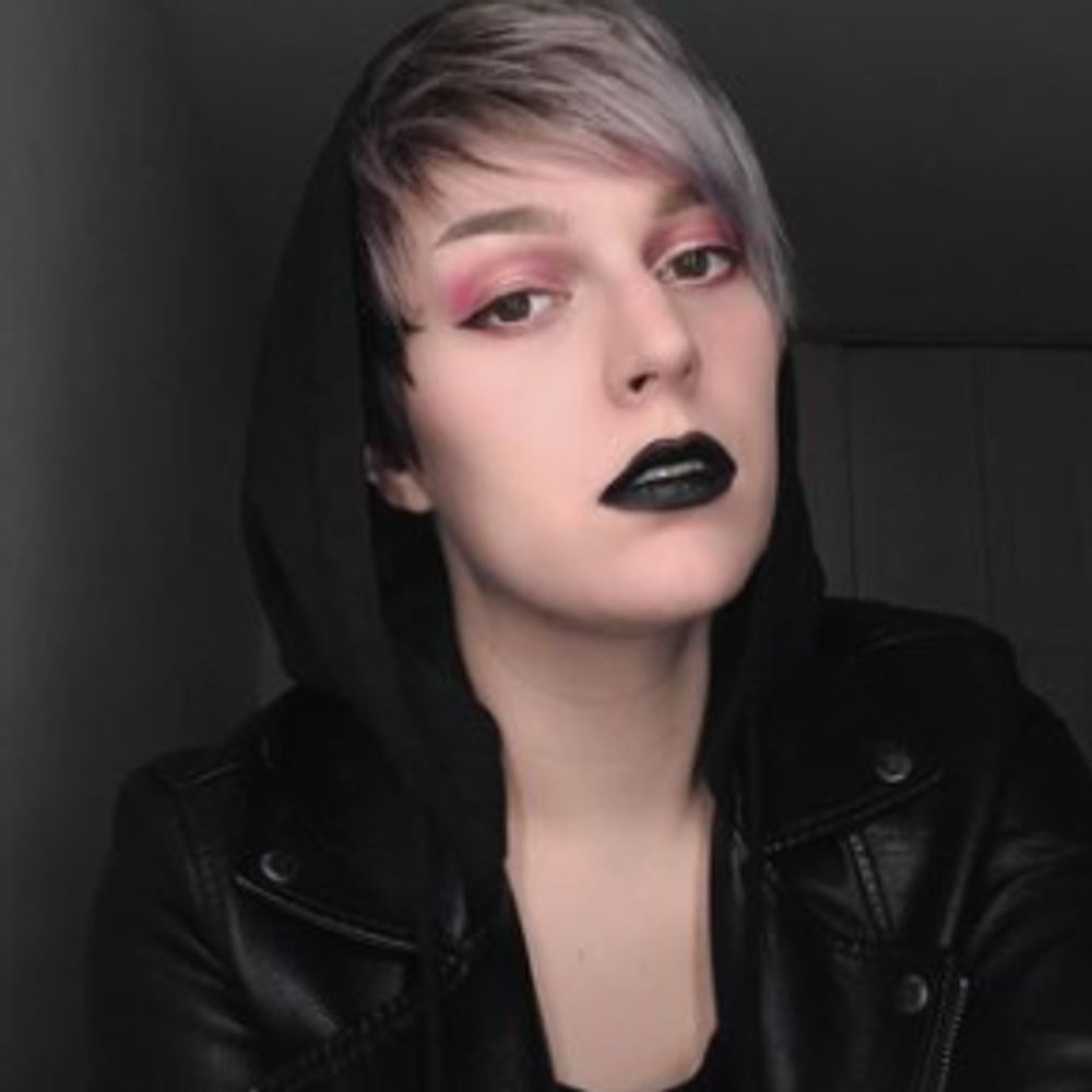 𝚅𝚈𝙽 📷🦇