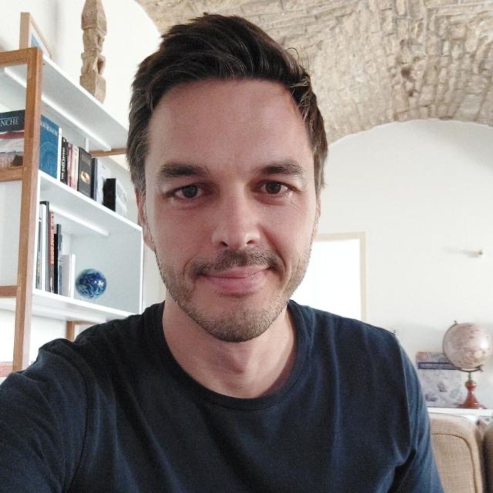 Jonathan Debauve