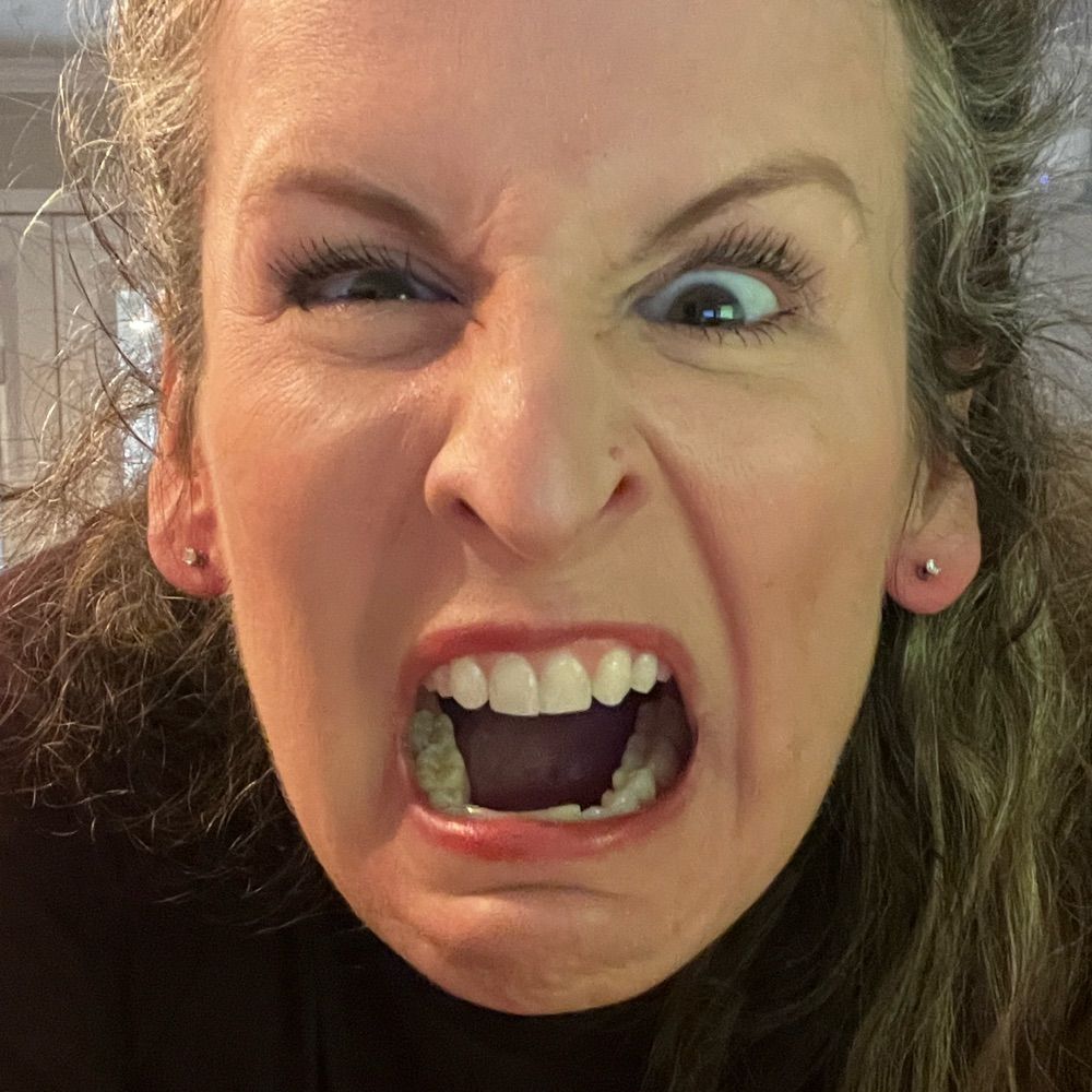 Veronica R