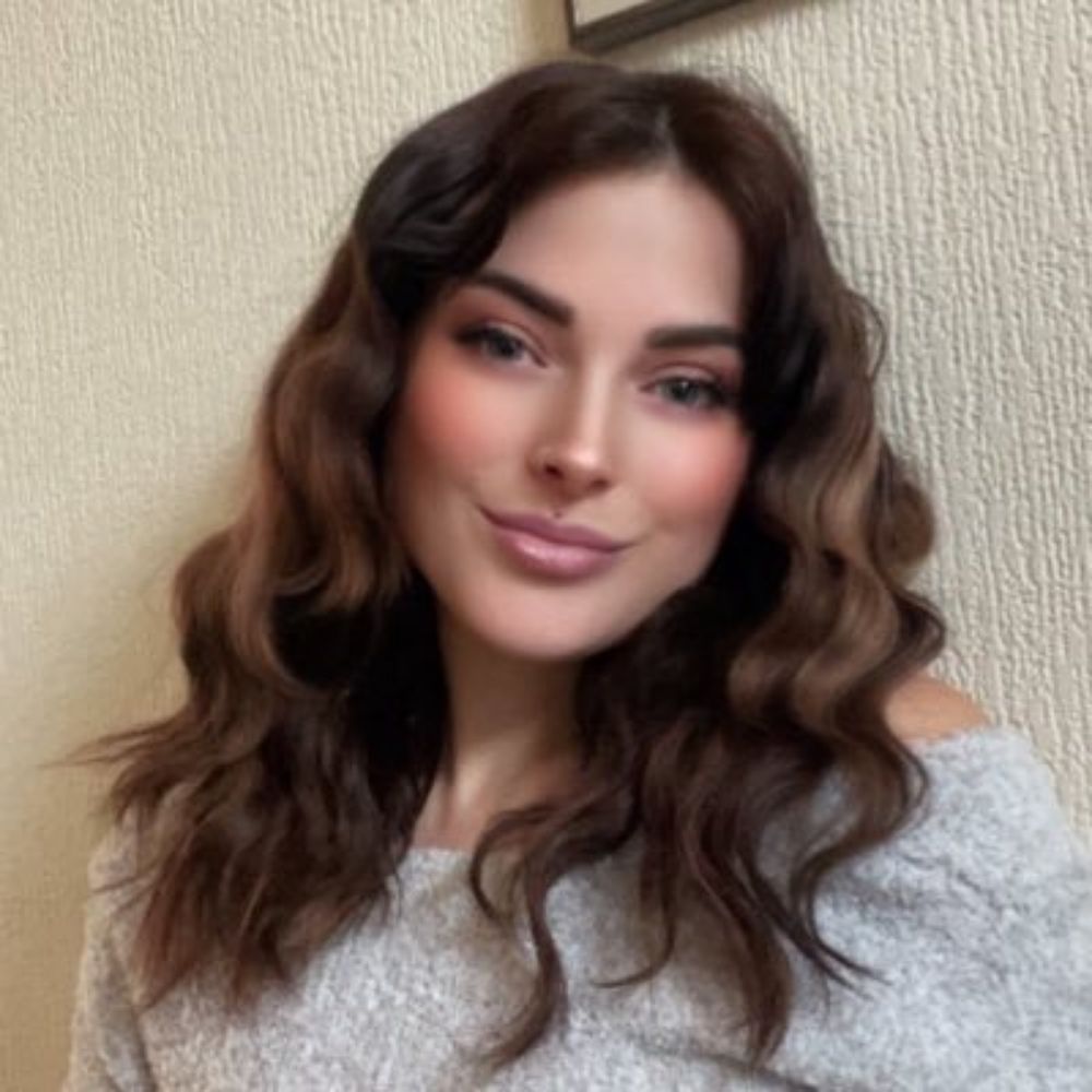 Dr. Poppy Gibson