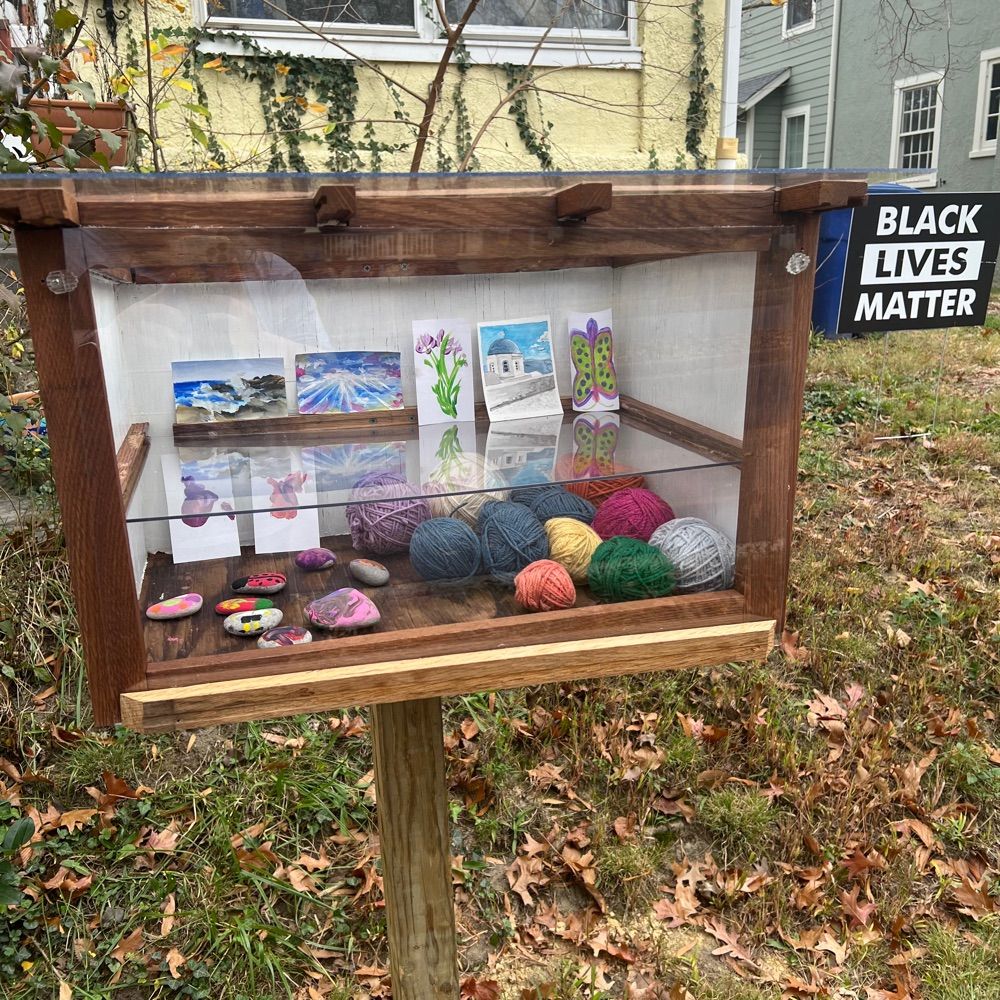 Aurora Free Little Art Gallery