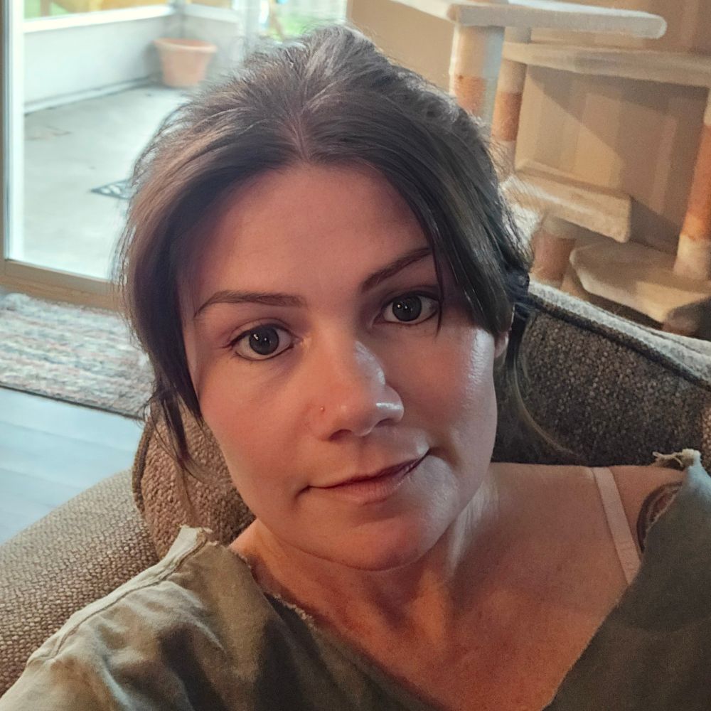 dianalynn0510.bsky.social profile picture