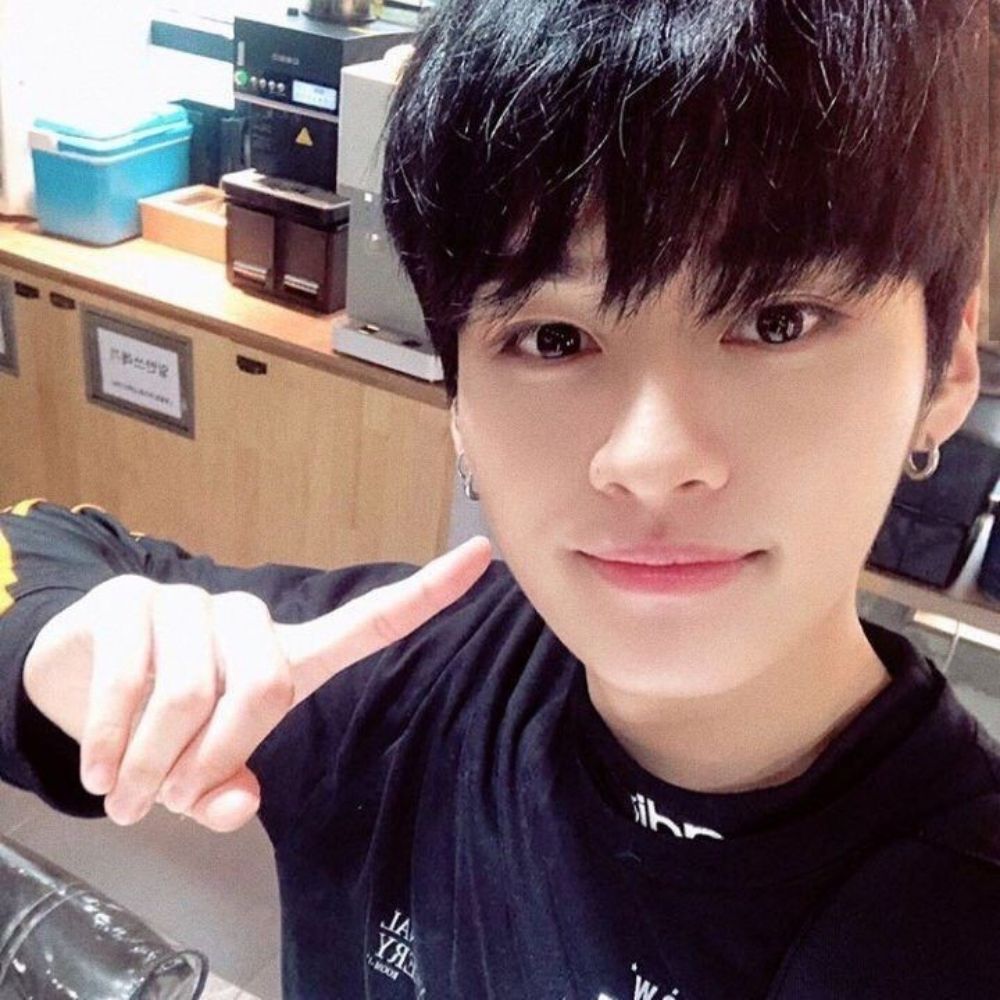 theo ୨୧