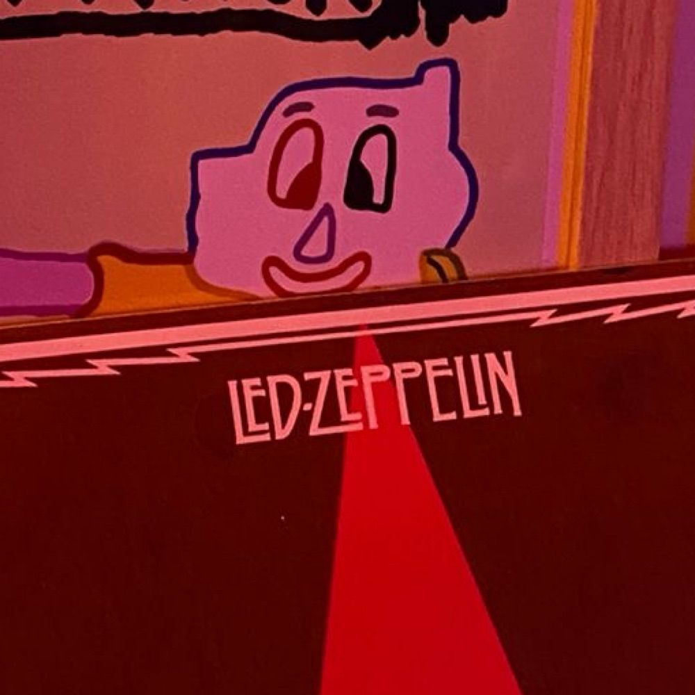 M💋