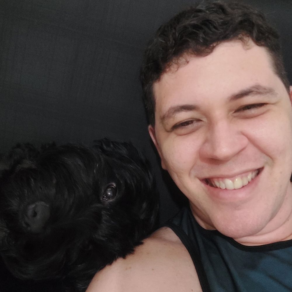 Vitor Maciel ᶜʳᶠ ☭