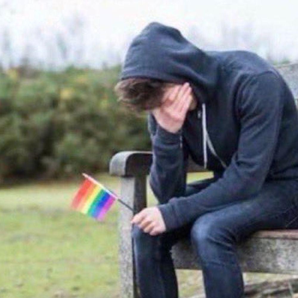 💐 alex | he/him (19) 🤝
