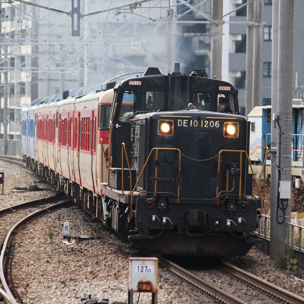 トミー