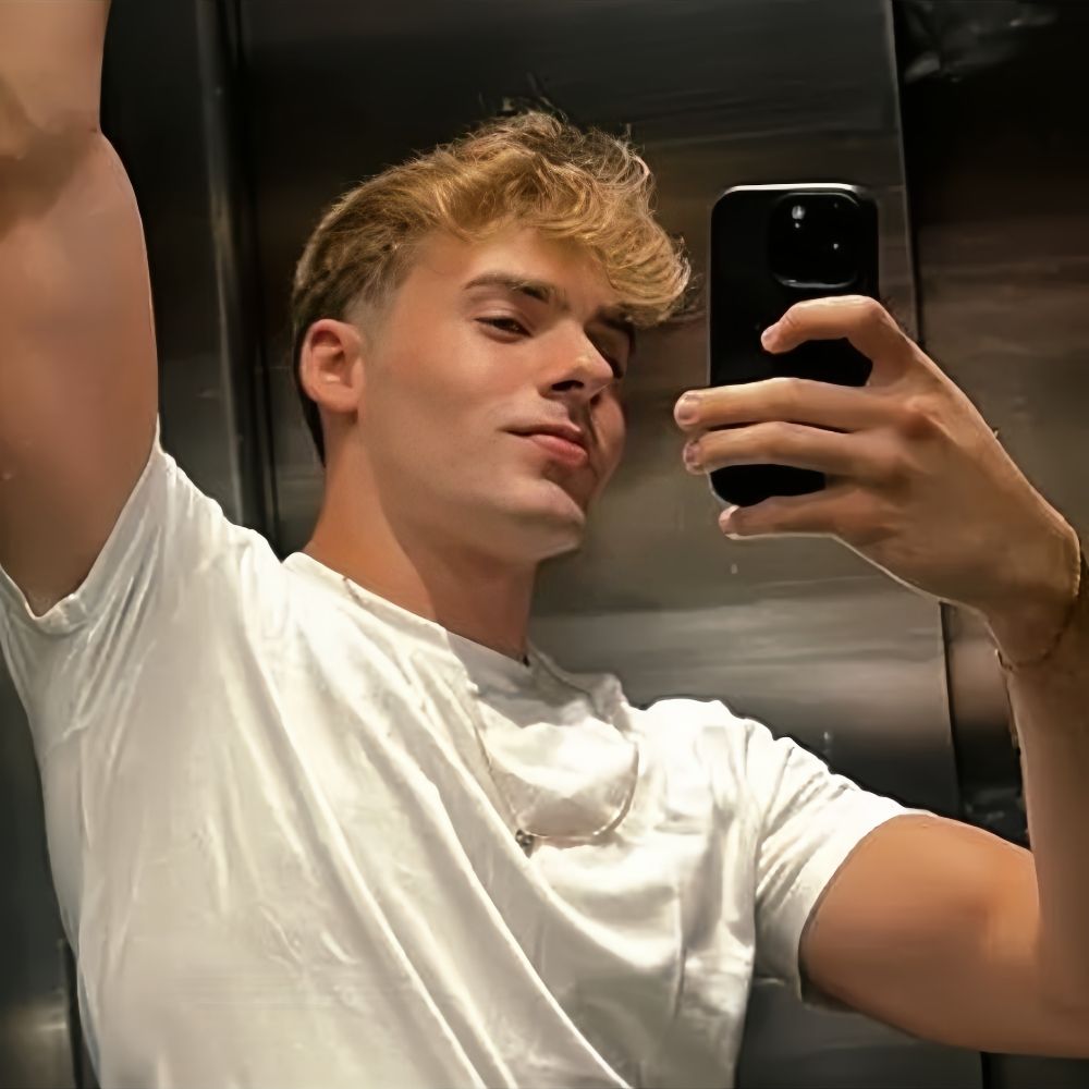 𝐠𝐚𝐛𝐢 