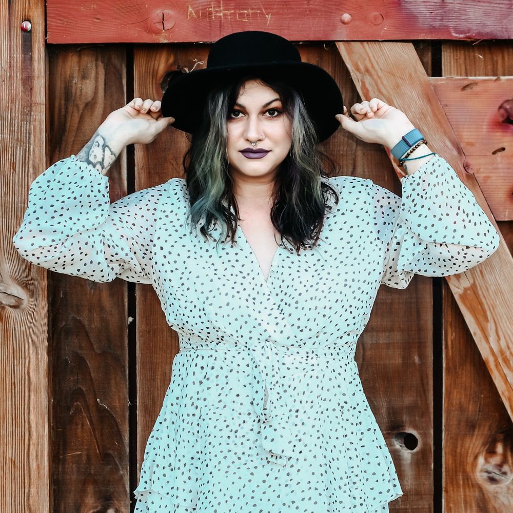 Lizzie May Photography