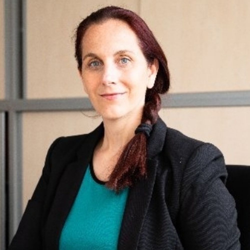 Claudia Neumayer