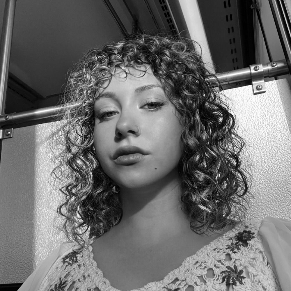 allie ailis