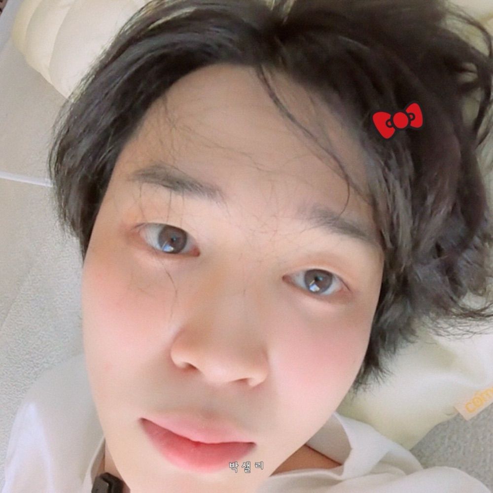 thay⁷ | esposa do namjoon