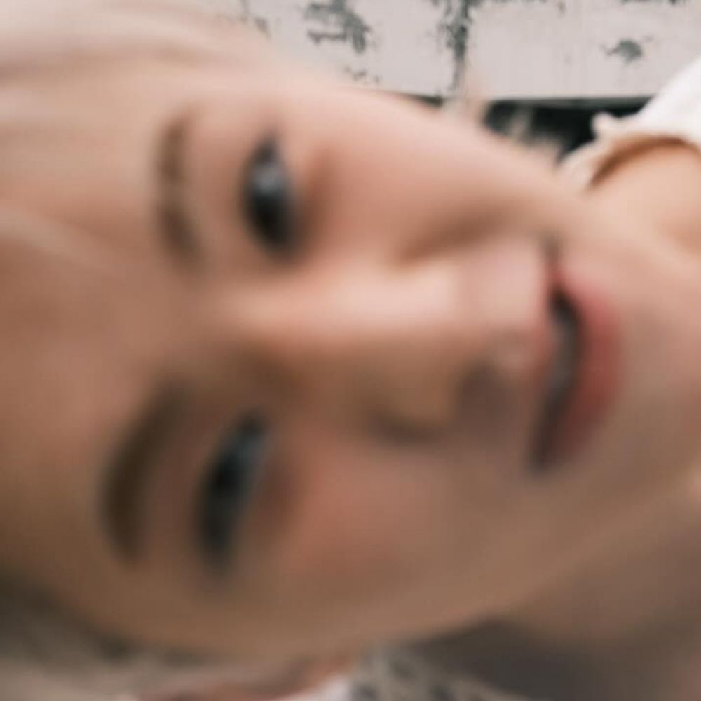 Hoshi.