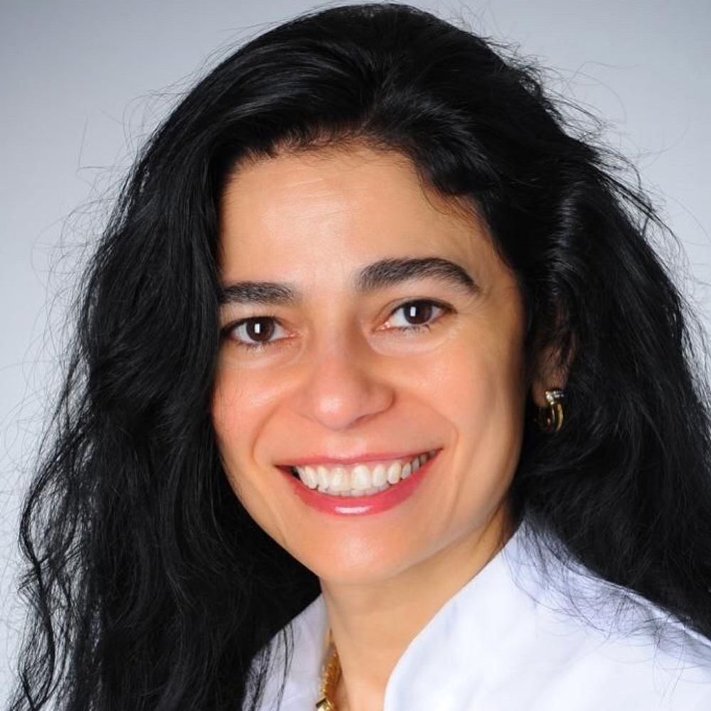 Dr. Rowshanak Hashemiyoon 