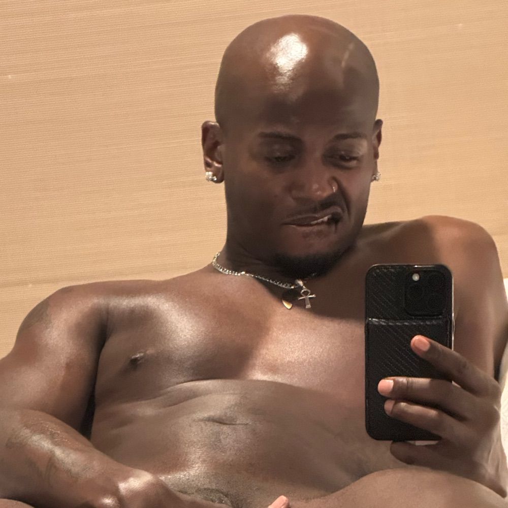Ludis Da Nudist
