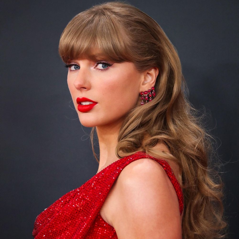 aka Saylor Twift